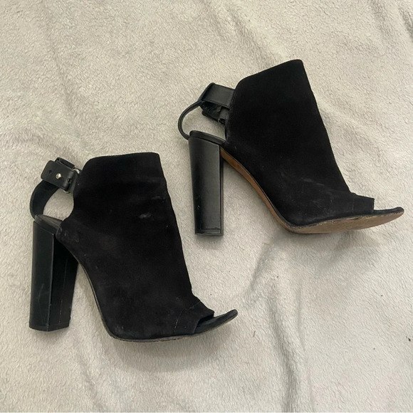 VINCE Addison Black Suede Leather Open Toe Heeled Booties Size 8.5 - Picture 2 of 8